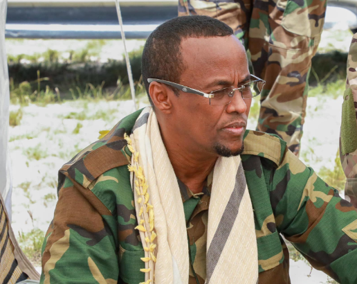Madaxweynaha Hirshabeelle oo booqday difaaca deegaanka Geel-gub