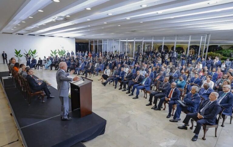 Wasiir ku-xigeenka Beeraha XFS oo ka qeyb gashay shir muhiim ah