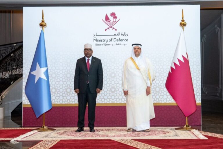 Soomaaliya iyo Qatar oo ka wada hadlay xoojinta iskaashiga dhanka difaaca