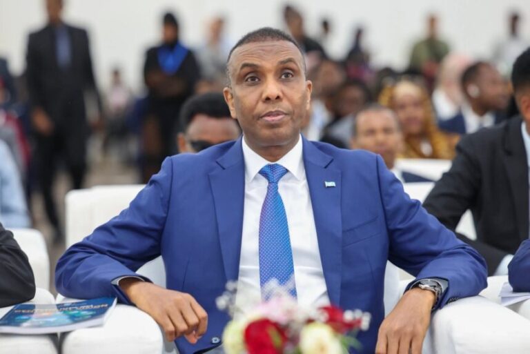 Ra’iisul Wasaare Xamsa oo ka qeyb galay daah-furayey Qorshaha Hiigsiga Qarni-jirka 2060-ka