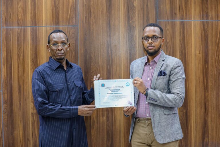 Cabdullaahi Sanbaloolshe oo si aqlabiyad leh ugu guuleystay kursiga HOP058 ee BJFS