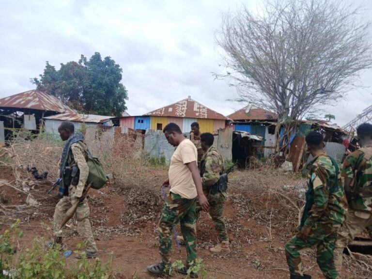 Ciidanka xoogga dalka oo la wareegay Sabiid iyo Caanoole