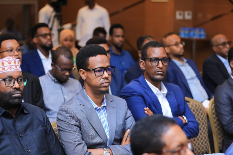 Shirweynaha Qaran ee Deegaanka iyo Isbeddelka Cimilada oo ka socdo Muqdsho maalintii labaad