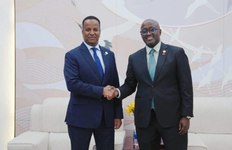 Wasiirka Arrimaha Dibadda XFS oo kulan rasmi ah la yeeshay dhiggiisa Rwanda