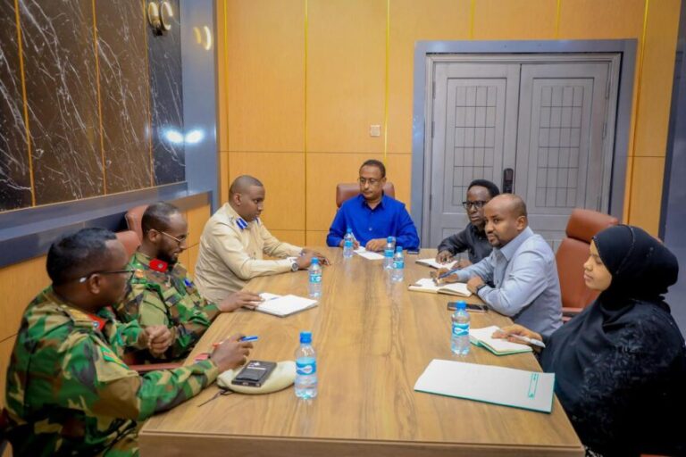 Duqa muqdisho oo la kulmay laamaha ammaanka ee gobolka Banaadir