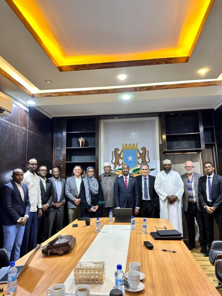 Wasiirka Kalluumeysiga XFS oo sheegay in ay taageerayaan cid kasta oo maalgashanaysa horumarinta dhaqaalaha badda