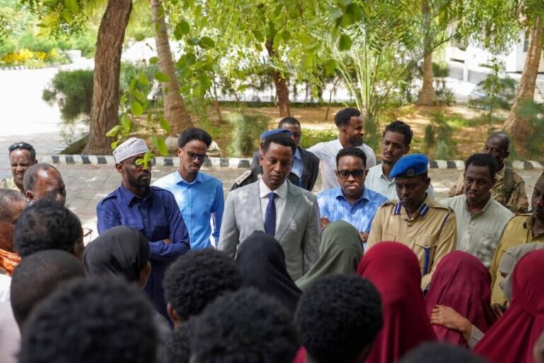 Waalidiinta Dhallinyaro ku xiran dalka Maali oo tabashadooda la dhageystay