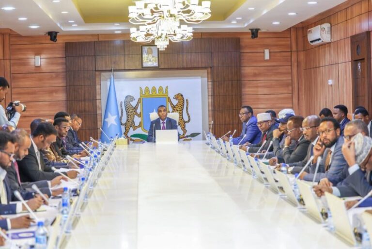 Golaha Wasiirrada oo ansixiyeen heshiis is-af-garad u dhaxeeyo dowladaha Soomaaliya iyo Masar