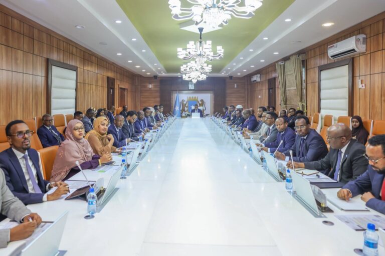 Golaha Wasiirrada oo ansixiyey Guddiga Tacliinta Sare ee Qaranka