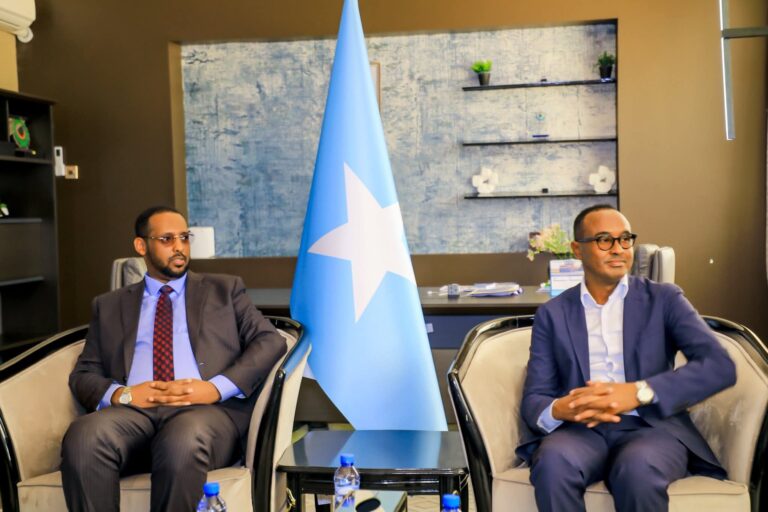 Madaxweyne ku-xigeenka Galmudug oo Guddoomiyaha SODMA uga waramay xaaladda bini’aadanninimo ee Galmudug
