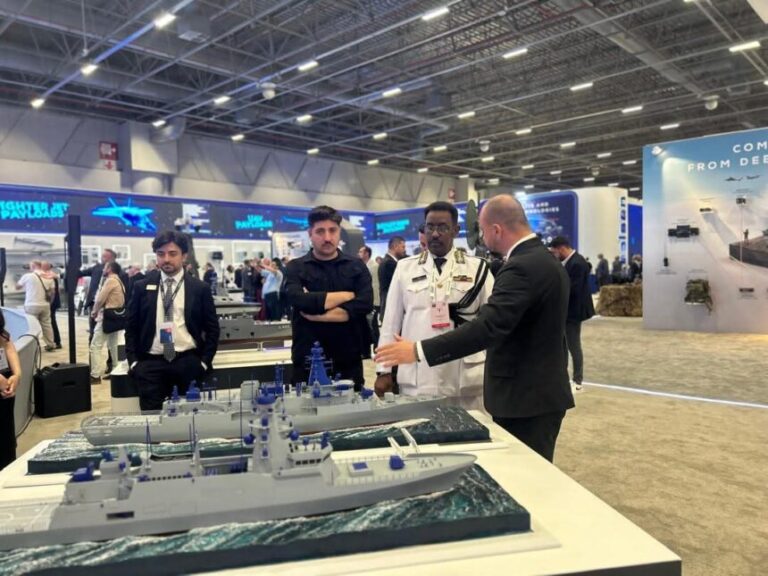 Taliyaha Ciidanka Badda CXDS oo Istanbul kula kulmay Madaxa Shirkadda Difaaca Aselsan