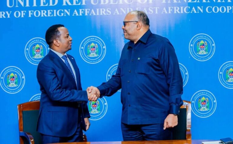 Soomaaliya iyo Tanzania oo horumarinaya iskaashiga ka dhexeeya