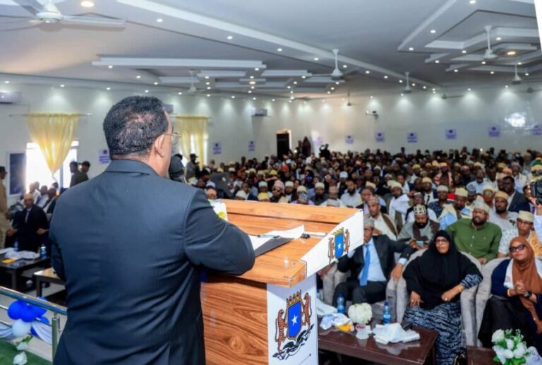 Shirweynaha dhameystirka dowlad-goboleedka SSC-Khaatumo oo maalintiisa labaad galay