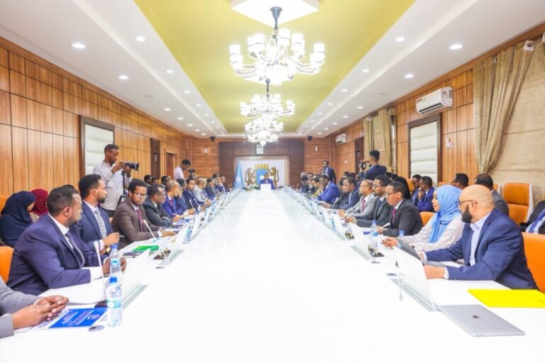 Ra’iisul wasaare 𝐗𝐚𝐦𝐬𝐚” 𝐈𝐬𝐥𝐚-𝐱𝐢𝐬𝐚𝐚𝐛𝐭𝐚𝐧𝐤𝐮 𝐰𝐚𝐱𝐚 𝐮𝐮 𝐧𝐨𝐪𝐨𝐧 𝐝𝐨𝐨𝐧𝐚 𝐬𝐢𝐟𝐨 𝐬𝐚𝐥𝐝𝐡𝐢𝐠 𝐮 𝐧𝐨𝐪𝐨𝐭𝐚 𝐡𝐢𝐫𝐠𝐚𝐥𝐢𝐧𝐭𝐚 𝐪𝐨𝐫𝐬𝐡𝐚𝐲𝐚𝐚𝐬𝐡𝐚 𝐝𝐨𝐰𝐥𝐚𝐝𝐝𝐚”