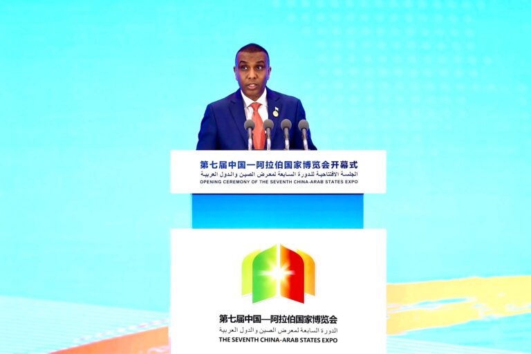 Soomaaliya oo doonaysa Inay Noqoto xarun isku xirta Afrika, Carabta iyo Aasiya