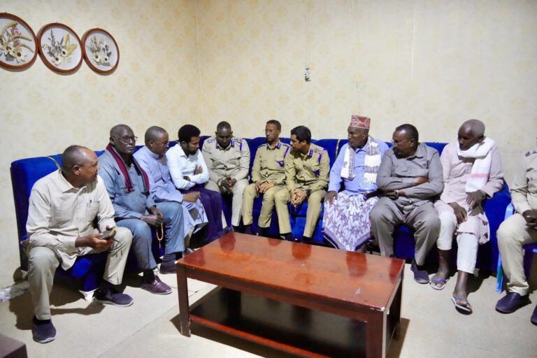 Taliyaha CBS oo kulan la qaatay ehalada Aabihii ay  jirdilka u geysteen xubno ka tirsan ciidanka Amaanka