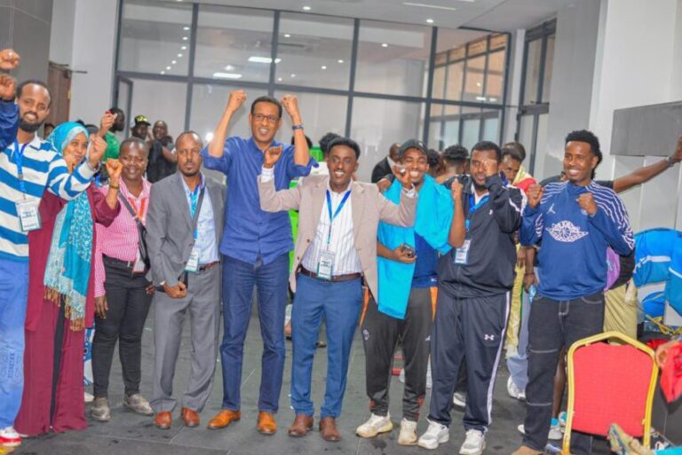 Safaaradda Soomaaliya ee kenya oo Hamblayo u dirtay Kooxda Dekadaha oo guul usoo hooyay Dalkeena