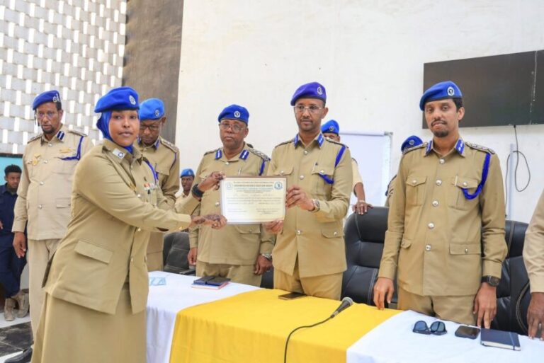 Saraakiil Booliis oo tababar muhiim ah loo xiray