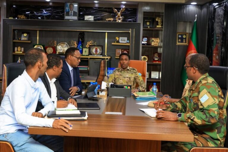 General Tuuryare oo Taliyaha CXD la wadaagay Shaqada Isbaheysiga IMCTC