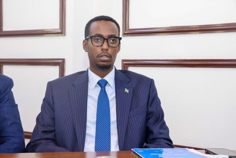 Wasaaradda Ganacsiga oo bogaadisay tallaabada uu Golaha Shacabka ku ansixiyay heshiiska Aagga Ganacsiga Xorta ah Wasaaradda Ganacsiga oo bogaadisay tallaabada uu Golaha Shacabka ku ansixiyay heshiiska Aagga Ganacsiga Xorta ah