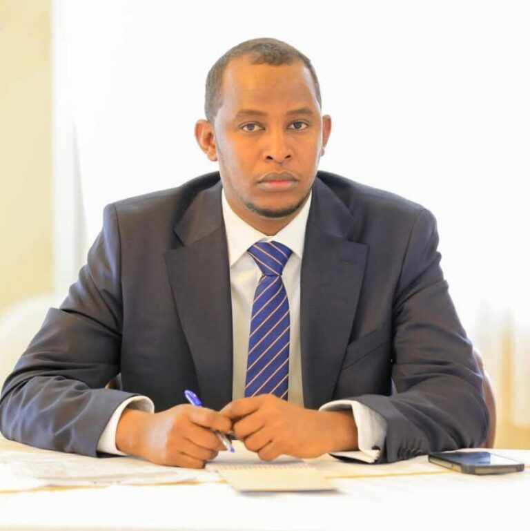 Maareeyaha Hay’adda Aqoonsiga Qaranka oo ka hadlay tabashada muwaadiniinta Soomaaliyeed