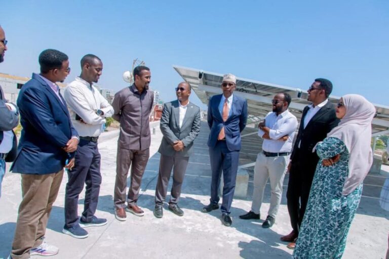 Wasaaradda Tamarta oo goobo Caafimaad iyo waxbarasho u samaysay koronto galin lacag la’aan ah