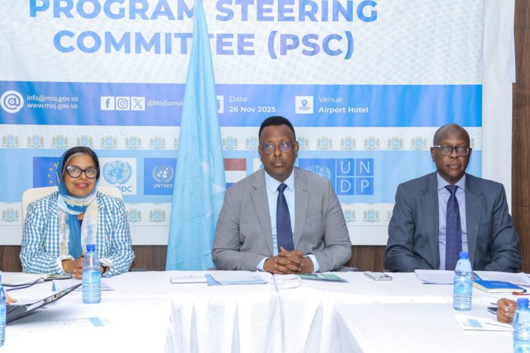 Wasiirka Caddaaladda oo soo xiray kulan lagu qiimeeyay horumarka Caddaaladda iyo Asluubta.