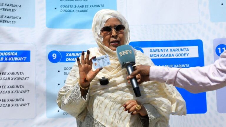 Marwada Madaxweynaha JFS oo ka codkeeda ka dhiibatay D.dharkiinleey.