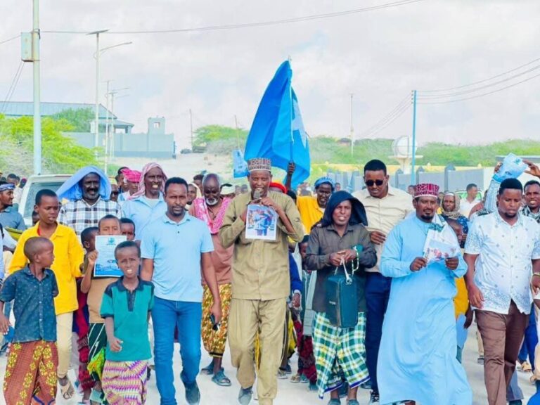 Degmooyinka Galmudug ayey ka dhaceen isu soo baxyo waaweyn oo lagu difaacayo midnimada dalka