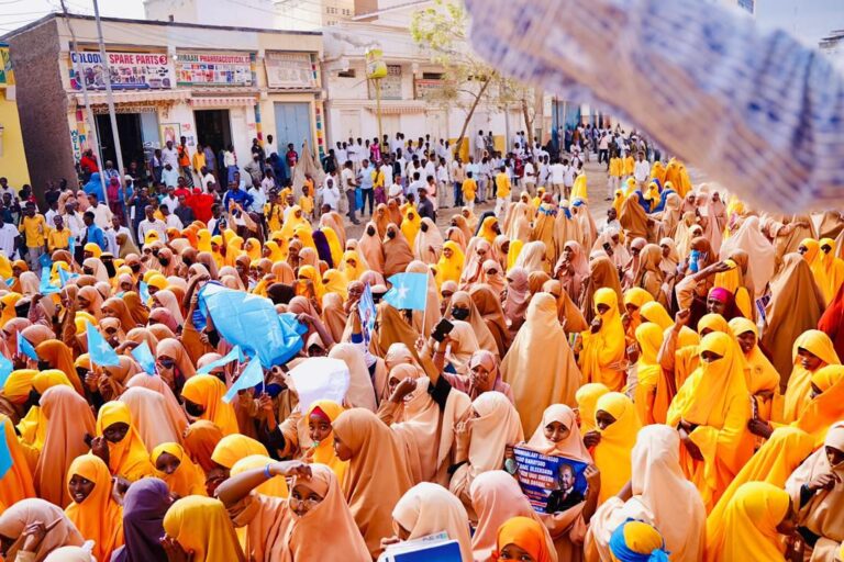 Bannaanbax ka dhan ah faragelinta Israa’11l oo ka dhacay Baladweyne.