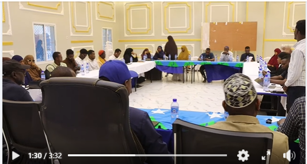 Guddiyada Maaliyadda iyo Haweenka Hirshabeelle oo Jowhar ku qabtay kulan dadweyne.