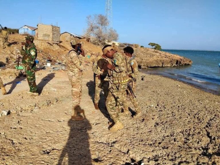 Ciidamada Danab iyo kuwa Jubbaland oo soo afjaray Khawaarijtii weerartay deegaanka Kudhaa.