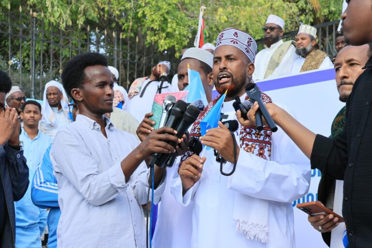 Guddoomiyaha Midowga Golayaasha Culimada Soomaaliyeed oo ka hadlay faragelinta Israa’11l.