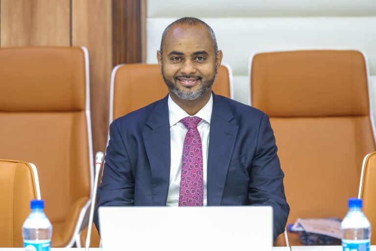 Wasiirka Dekedaha XFS oo uga mahadceliyay Golaha Wasiirrada ansixinta Is-afgaradka Dekadaha Badweynta Hindiya.