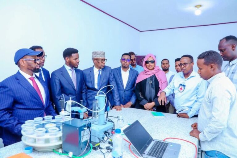 Wasiirka Tamarta oo kormeer shaqo ku tagay xarumo koronto bilaash ah ay wasaaraddu ka hirgalisay Dhuusamareeb