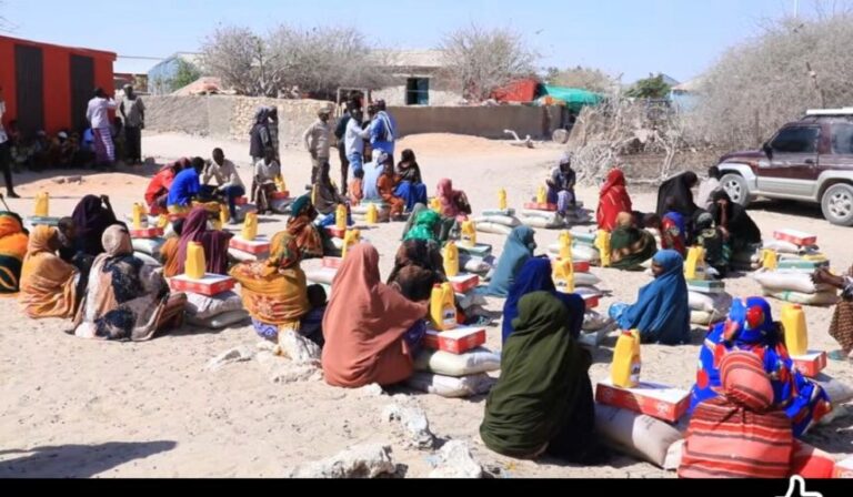 Deeq raashin ah oo la gaarsiiyay shacabka ay saameysay abaarta ee ku nool bariga Gobolka Mudug