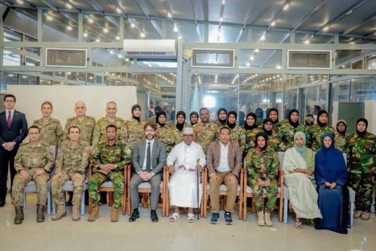 Mas’uuliyiinta Gaashaandhigga XFS oo boogaadiyay kaalinta gabdhaha ee ciidanka xoogga