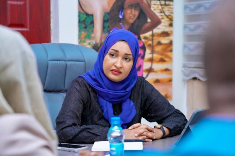 Wasiirka Qoyska oo qaabishay wafdi ka socday Qaramada Midoobay