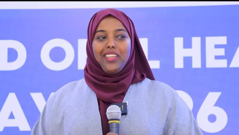 Drs Nasra oo faahfaahisay hal-ku-dhigga  maalinta Caalamiga ah caafimaadka Afka Iyo Ilkaha