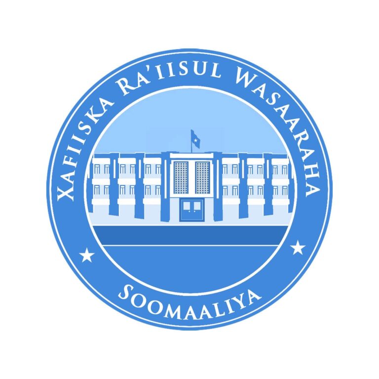 Ra’iisul Wasaare Xamsa oo isbeddel ku sameeyay Agaasimayaasha Guud ee Wasaaradaha Dowladda