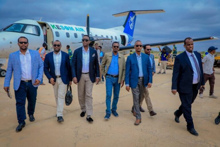 Guddoomiyaha Guddiga Doorashooyinka Qaranka oo gaaray magaalada Baydhabo