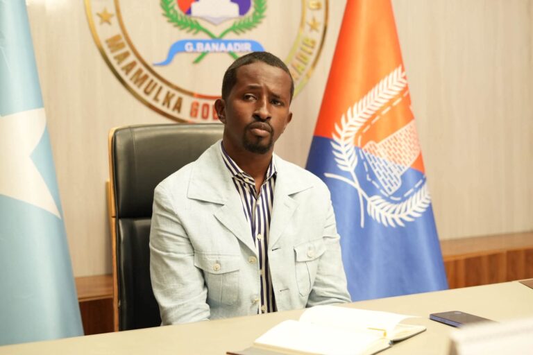 GUDDOOMIYE KU-XIGEENKA HAWLAHA GUUD EE MAAMULKA GOBOLKA BANAADIR OO KULAN LAGU DARDARGELINAYO KOBACA DAKHLIGA IYO HORUMARINTA ADEEGYADA CAASIMADDA LA QAATAY QAYBAHA AY KHUSAYSO
