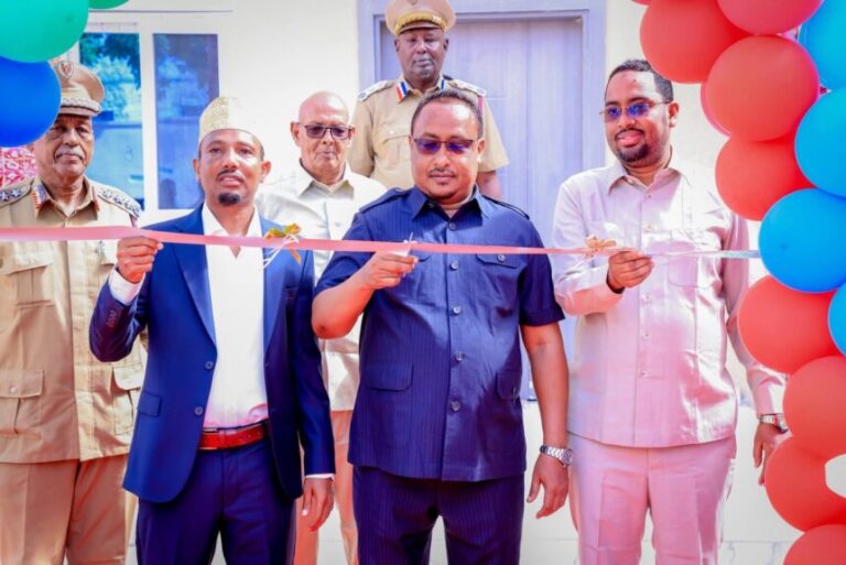 Guddoomiyaha Gobolka Banaadir oo Xarigga ka jaray xarunta Cusub ee Degmada Shangaani