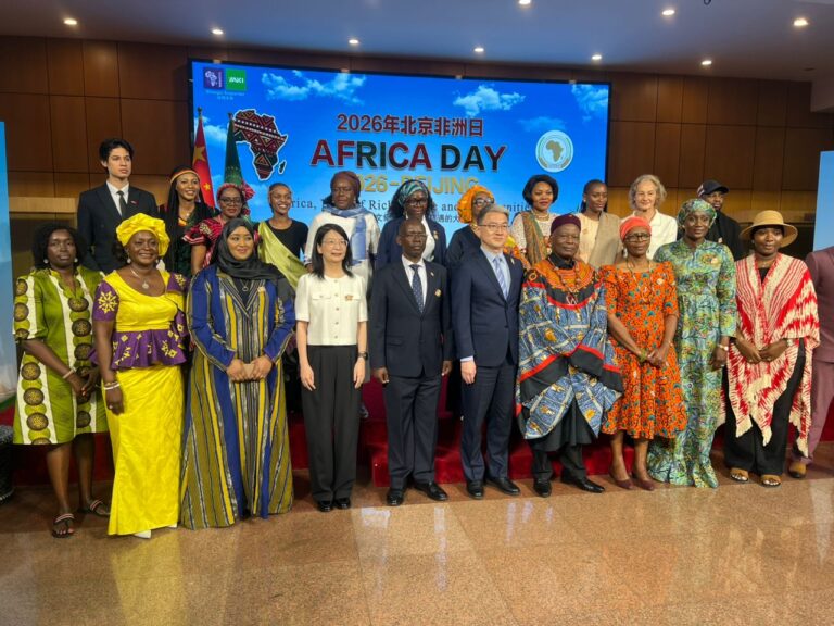 Safaaradda Soomaaliya oo ee Shiinaha oo soo agaasintay Xuska Maalinta Afrika 