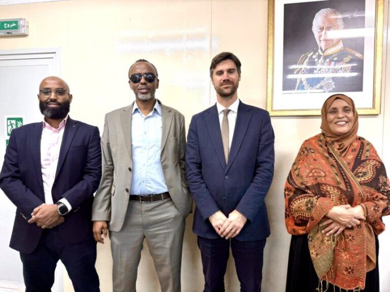 Guddoomiye Dr. Maryan Qasim oo kulan la yeelatay Safiirka UK ee Soomaaliya