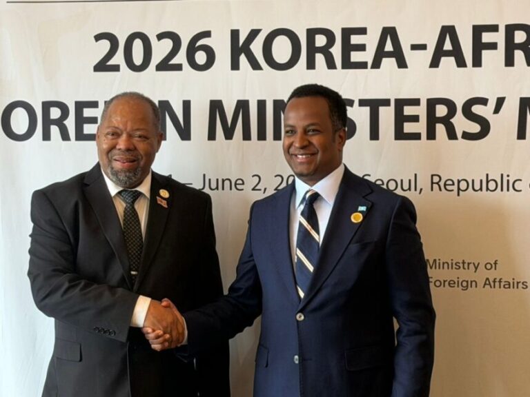 Wasiirka Arrimaha Dibadda XFS oo la kulmay Wasiirka Qorsheynta Boqortooyada Eswatini