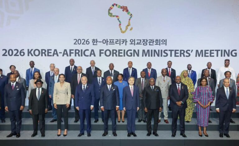 Wasiirka Arrimaha Dibadda oo ka Qayb galay Furitaanka Shirka Wasiirrada Kuuriya iyo Afrika ee magaaladda Seoul